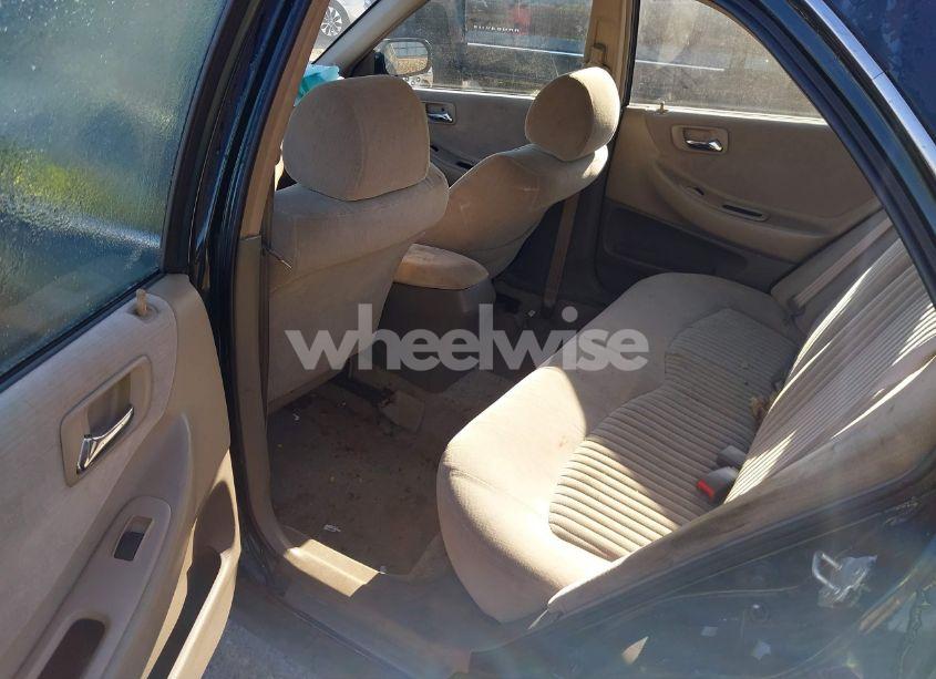 Photo 8 of 1998 Honda Accord LX (VIN 1HGCG5641WA028166)