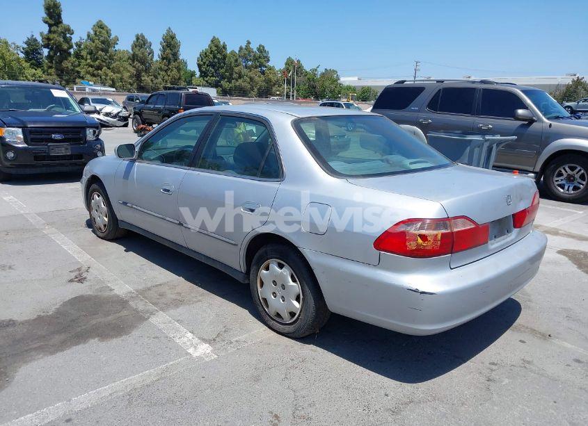 Photo 3 of 1998 Honda Accord LX (VIN 1HGCG5641WA035702)