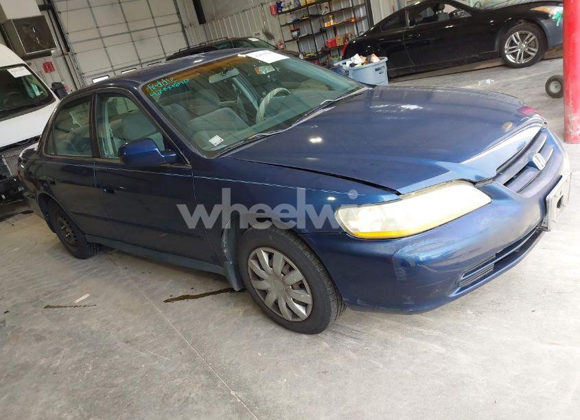 2001 Honda Accord 2.3 LX (VIN 1HGCG56421A120475) main photo