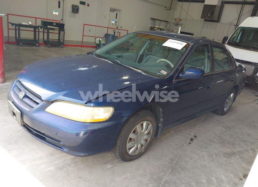 Photo 2 of 2001 Honda Accord 2.3 LX (VIN 1HGCG56421A120475)