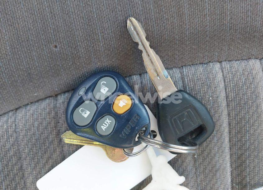 Photo 11 of 1998 Honda Accord LX (VIN 1HGCG5642WA046417)