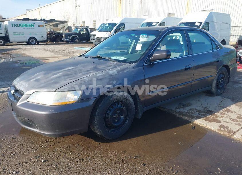 Photo 2 of 1998 Honda Accord LX (VIN 1HGCG5642WA046417)