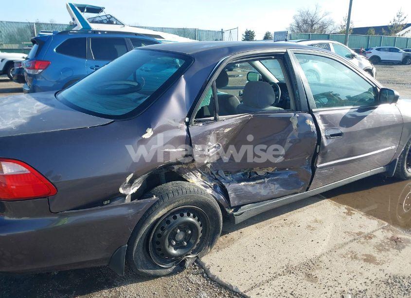 Photo 6 of 1998 Honda Accord LX (VIN 1HGCG5642WA046417)