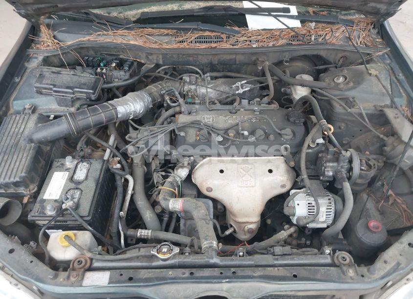 Photo 10 of 1998 Honda Accord LX (VIN 1HGCG5642WA125540)