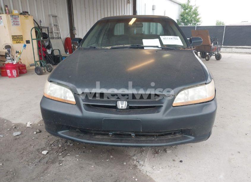Photo 6 of 1998 Honda Accord LX (VIN 1HGCG5642WA125540)