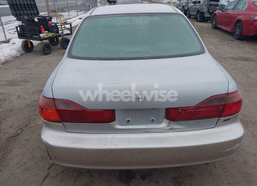 Photo 15 of 1998 Honda Accord LX (VIN 1HGCG5642WA191716)