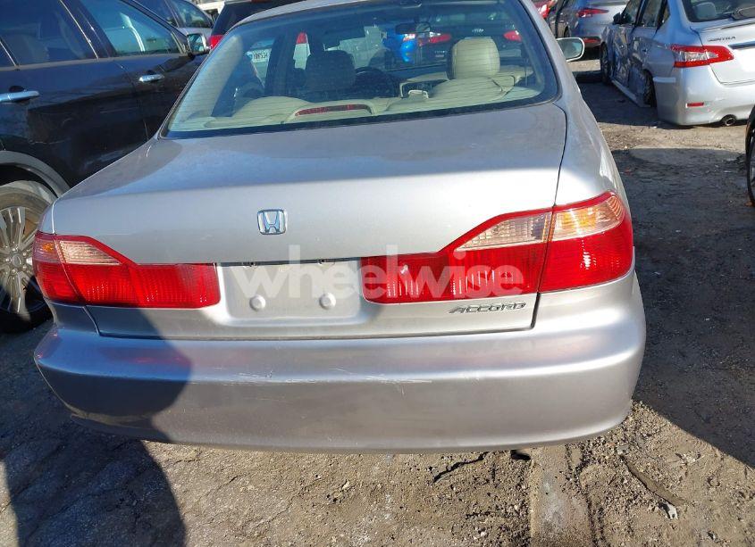 Photo 16 of 1999 Honda Accord LX (VIN 1HGCG5642XA148687)