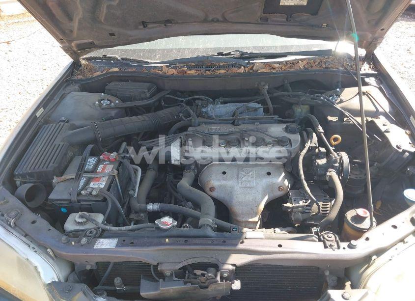 Photo 10 of 1999 Honda Accord LX (VIN 1HGCG5642XA149032)