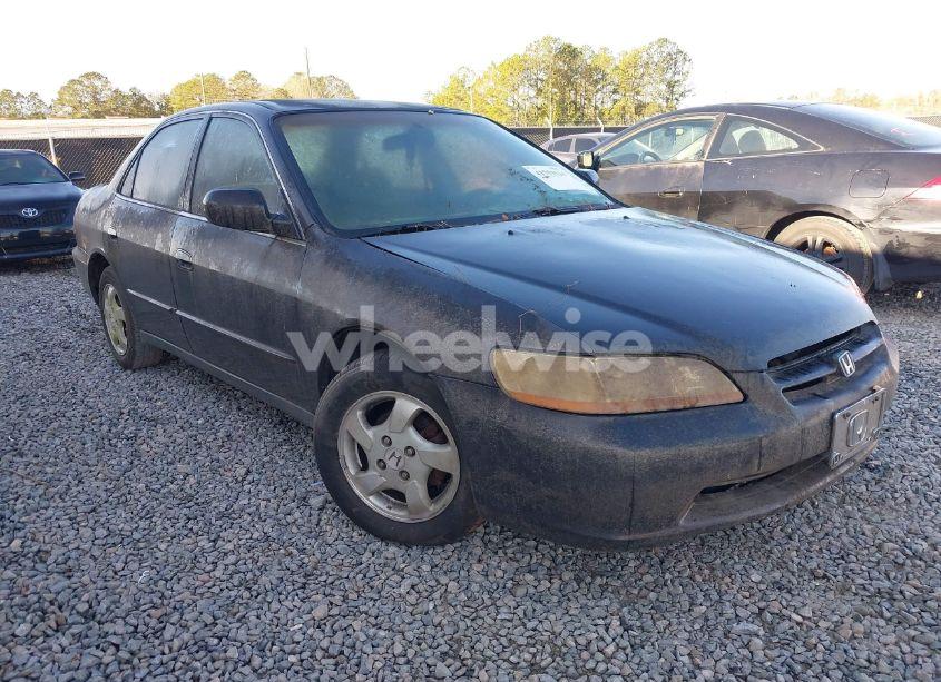 1999 Honda Accord LX (VIN 1HGCG5642XA155767) main photo