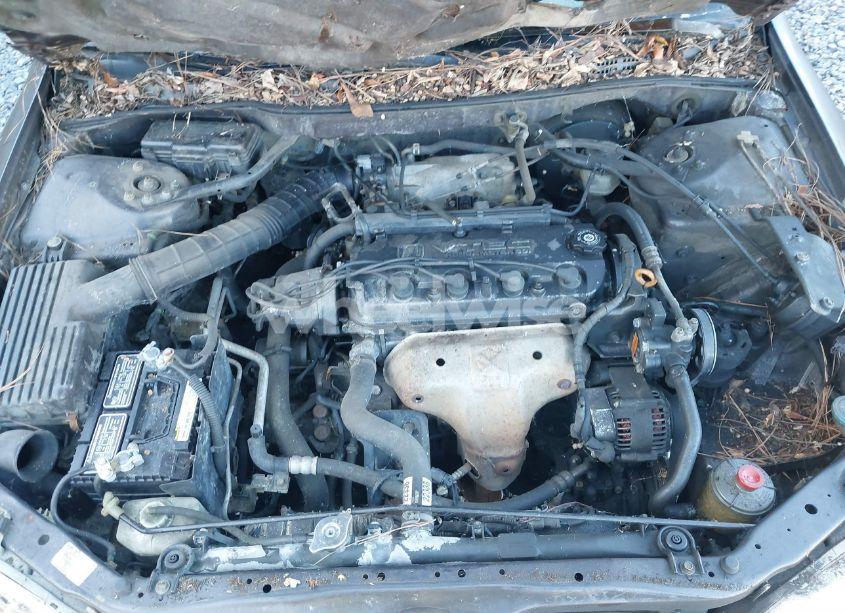 Photo 10 of 1999 Honda Accord LX (VIN 1HGCG5642XA155767)