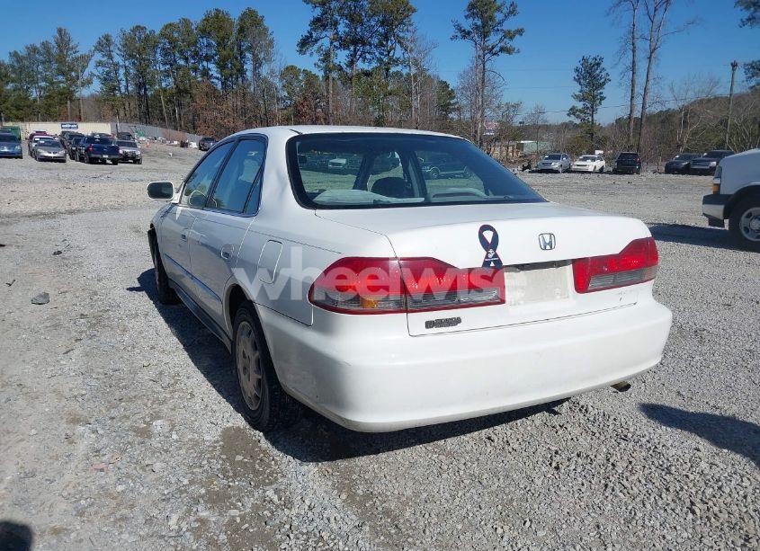 Photo 3 of 2001 Honda Accord 2.3 LX (VIN 1HGCG56431A058651)