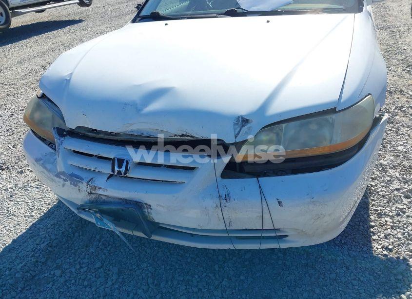 Photo 6 of 2001 Honda Accord 2.3 LX (VIN 1HGCG56431A058651)