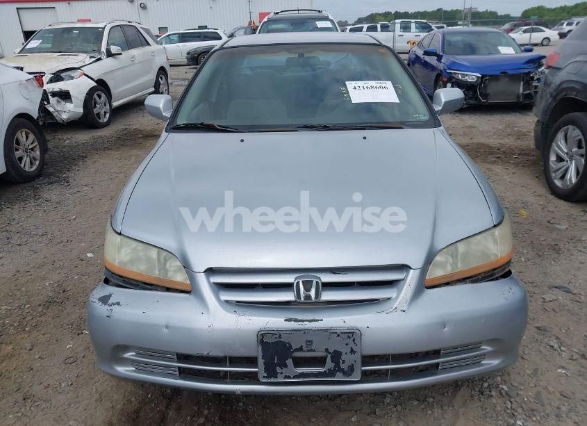 Photo 11 of 2001 Honda Accord 2.3 LX (VIN 1HGCG56431A124714)