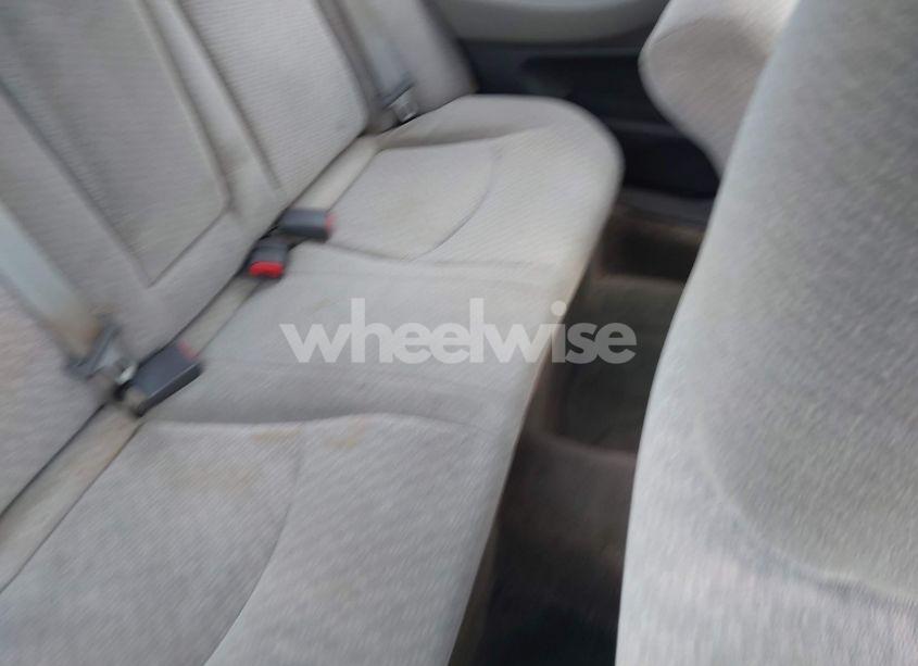 Photo 8 of 2001 Honda Accord 2.3 LX (VIN 1HGCG56431A124714)