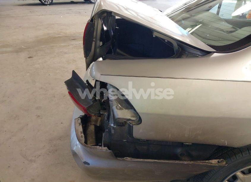 Photo 14 of 2002 Honda Accord 2.3 LX (VIN 1HGCG56432A034996)