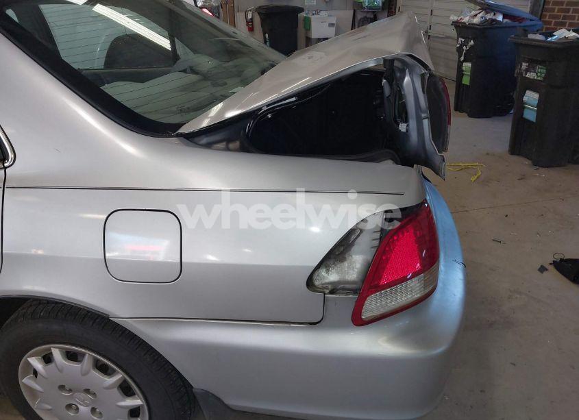 Photo 16 of 2002 Honda Accord 2.3 LX (VIN 1HGCG56432A034996)