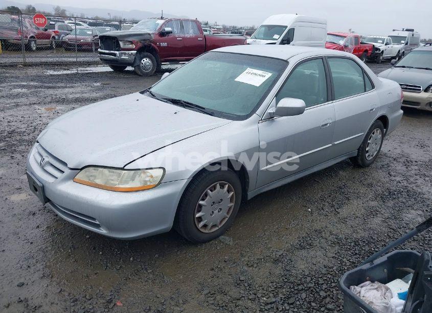 Photo 2 of 2002 Honda Accord 2.3 LX (VIN 1HGCG56432A075581)
