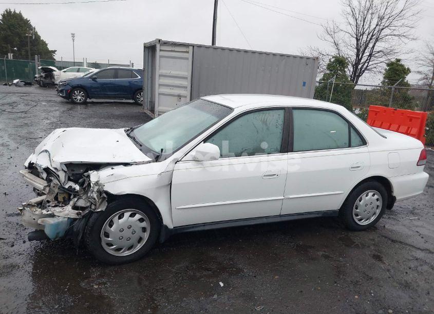 Photo 15 of 2002 Honda Accord 2.3 LX (VIN 1HGCG56432A087584)