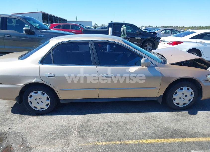 Photo 13 of 2002 Honda Accord 2.3 LX (VIN 1HGCG56432A119126)