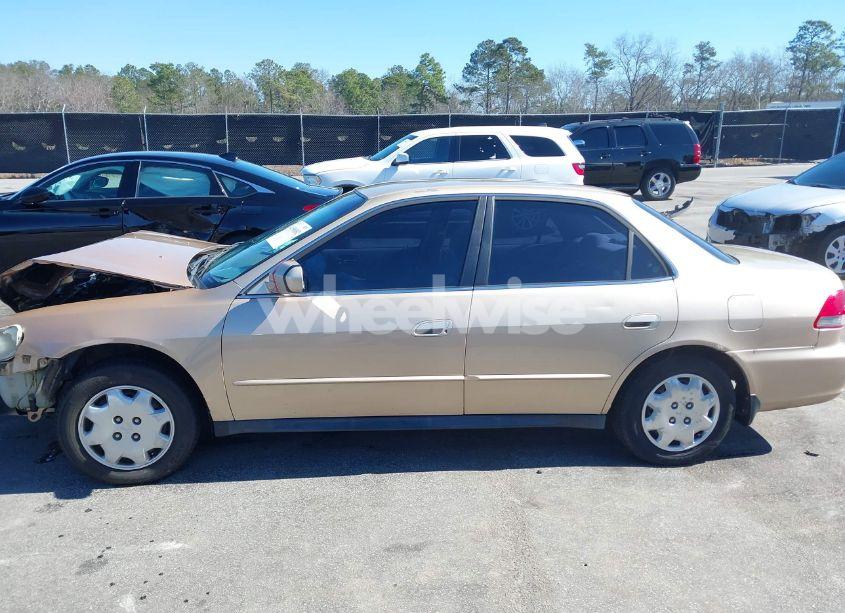 Photo 14 of 2002 Honda Accord 2.3 LX (VIN 1HGCG56432A119126)