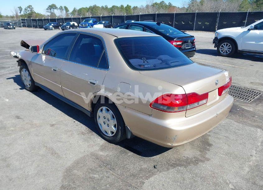 Photo 3 of 2002 Honda Accord 2.3 LX (VIN 1HGCG56432A119126)