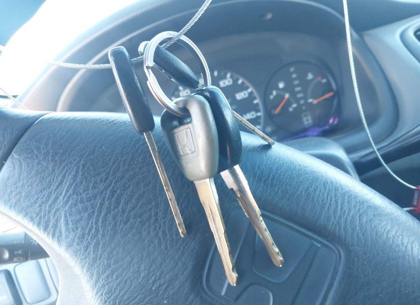 Photo 11 of 1998 Honda Accord LX (VIN 1HGCG5643WA254080)