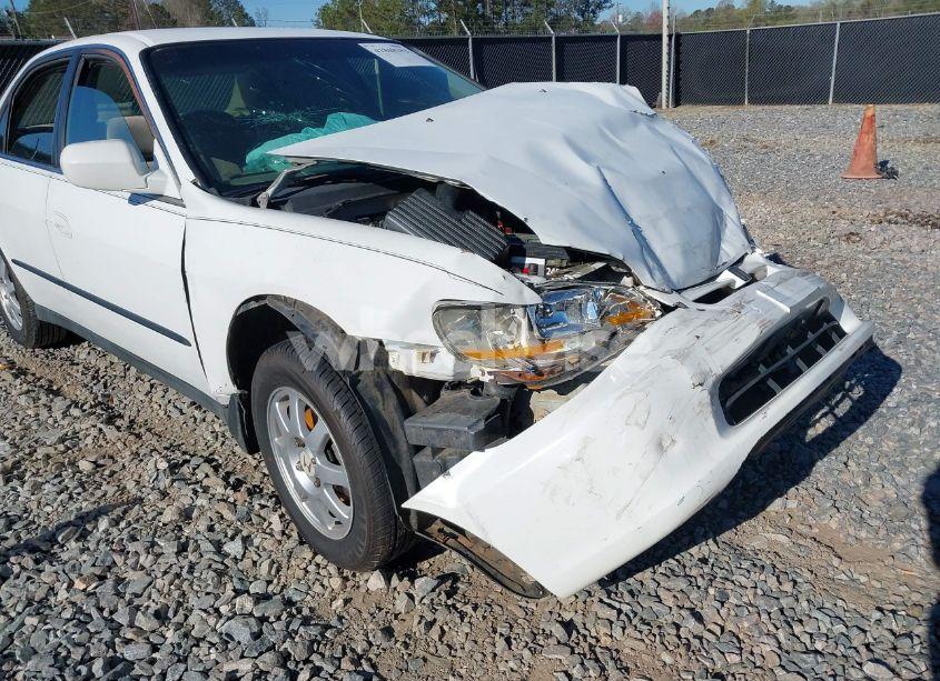 Photo 12 of 1999 Honda Accord LX (VIN 1HGCG5643XA032088)