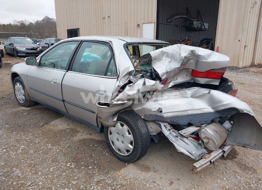 Photo 3 of 1999 Honda Accord LX (VIN 1HGCG5643XA103046)