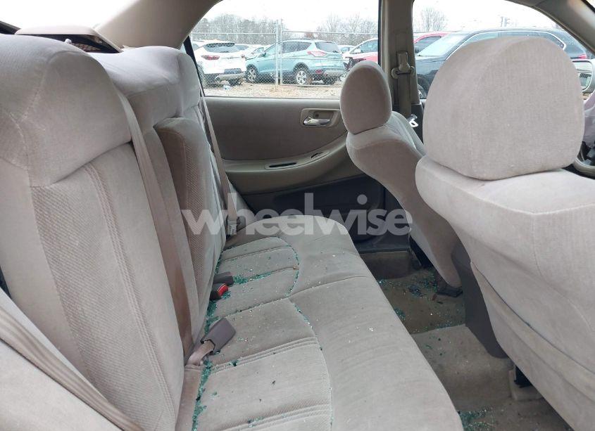 Photo 8 of 1999 Honda Accord LX (VIN 1HGCG5643XA103046)