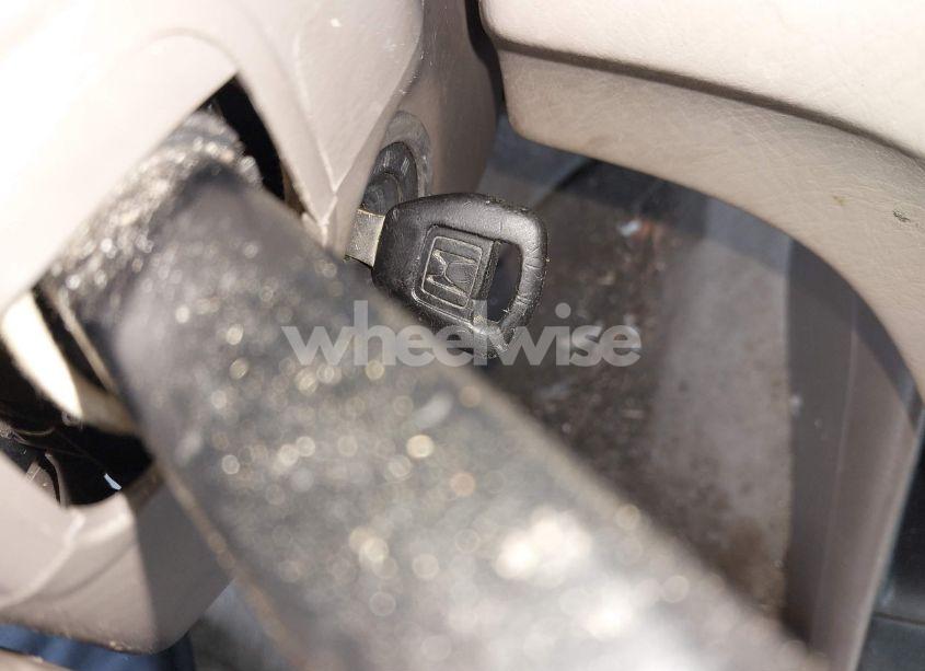 Photo 11 of 2001 Honda Accord 2.3 LX (VIN 1HGCG56441A023634)