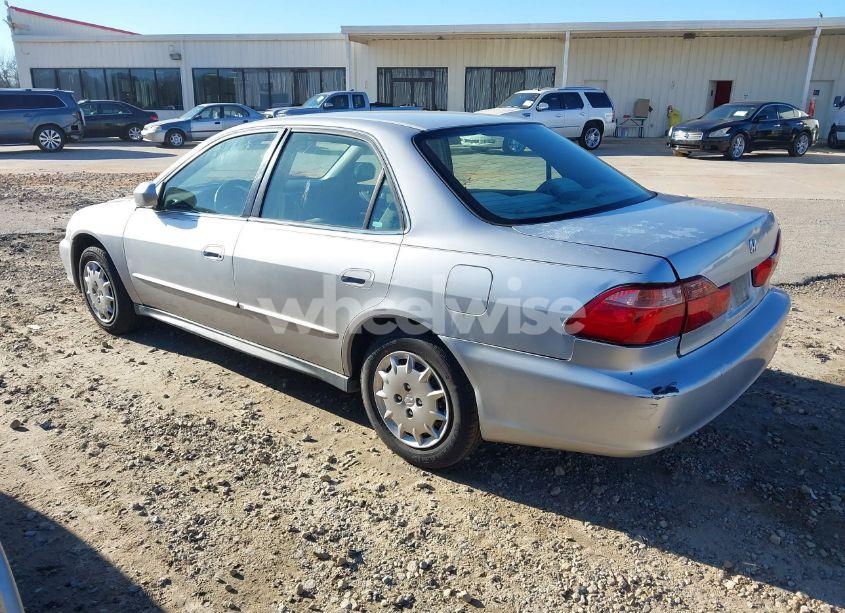 Photo 3 of 2001 Honda Accord 2.3 LX (VIN 1HGCG56441A084482)