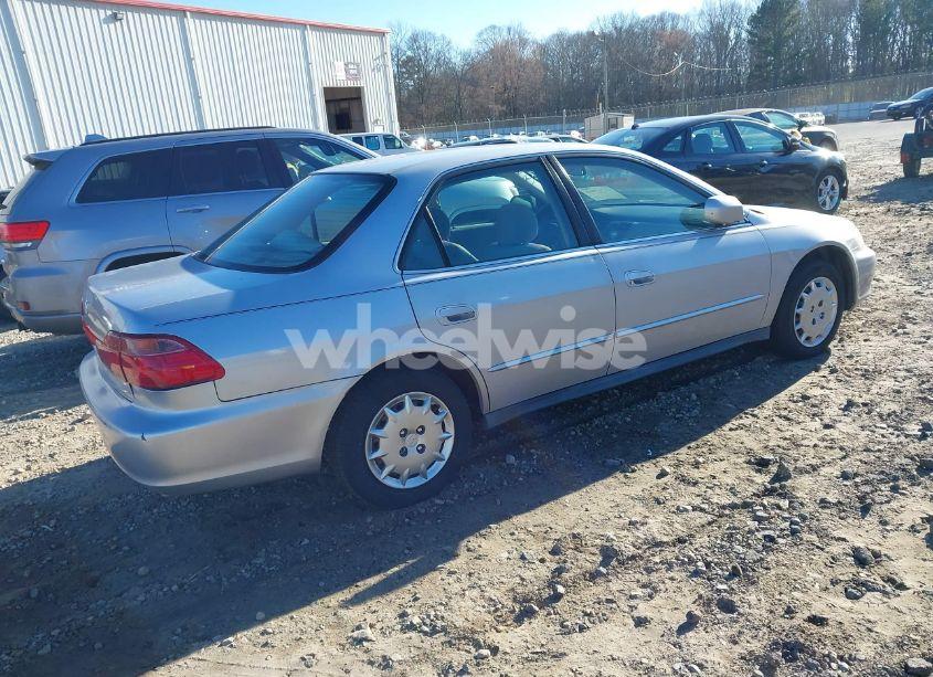 Photo 4 of 2001 Honda Accord 2.3 LX (VIN 1HGCG56441A084482)