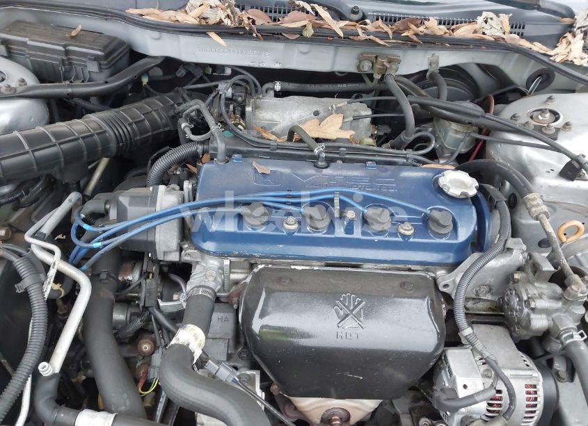 Photo 10 of 2001 Honda Accord 2.3 LX (VIN 1HGCG56441A125788)