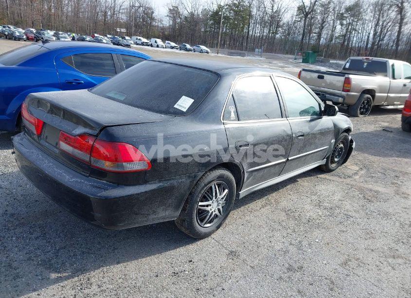 Photo 4 of 2002 Honda Accord 2.3 LX (VIN 1HGCG56442A150658)