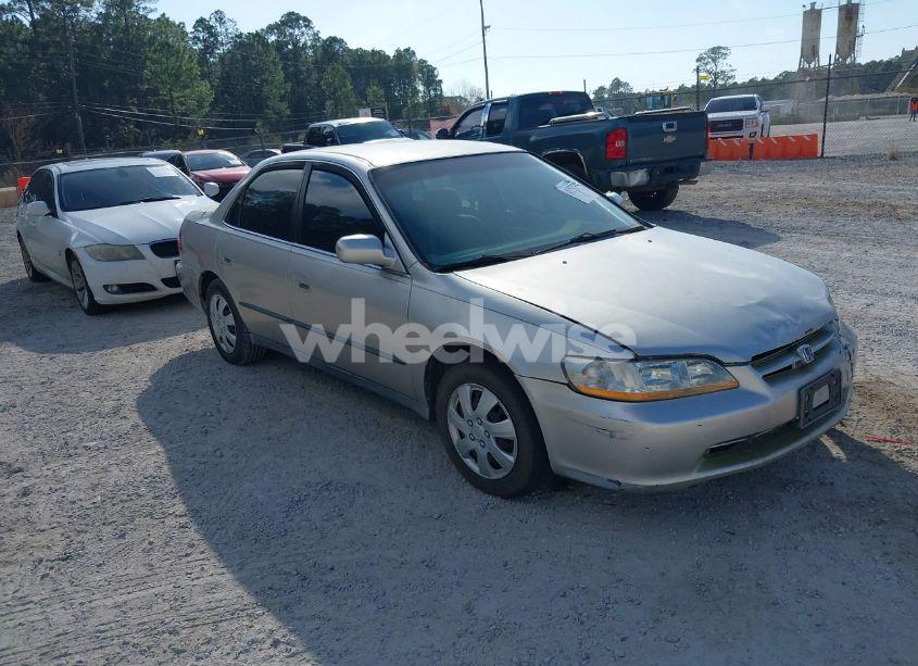 1998 Honda Accord LX (VIN 1HGCG5644WA241872) main photo