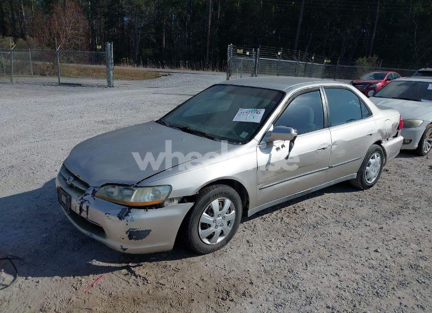 Photo 2 of 1998 Honda Accord LX (VIN 1HGCG5644WA241872)