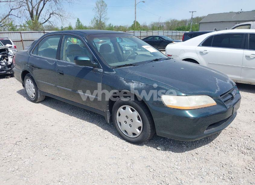 2000 Honda Accord 2.3 LX (VIN 1HGCG5644YA009128) main photo