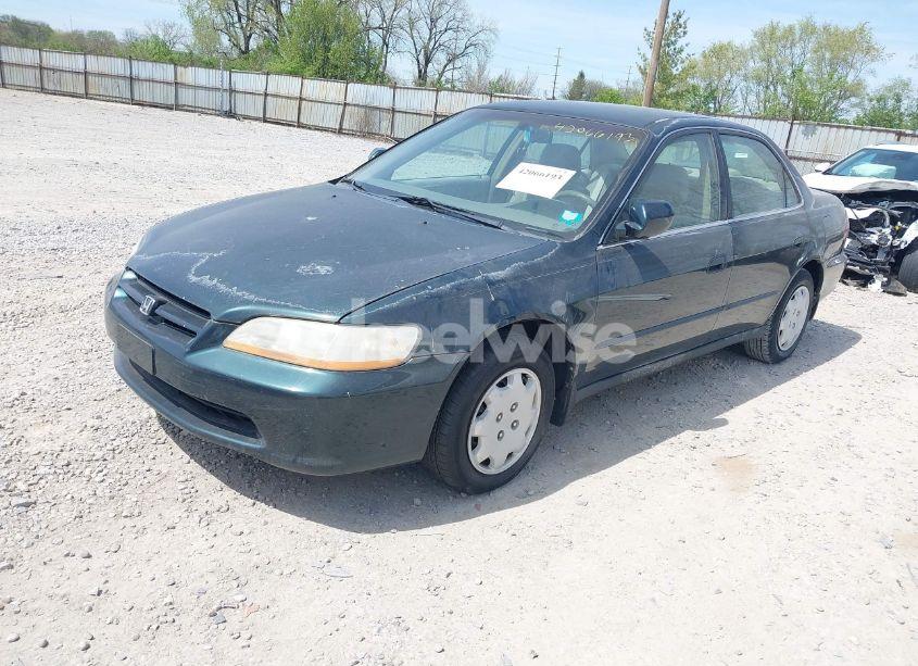 Photo 2 of 2000 Honda Accord 2.3 LX (VIN 1HGCG5644YA009128)
