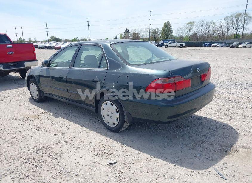 Photo 3 of 2000 Honda Accord 2.3 LX (VIN 1HGCG5644YA009128)