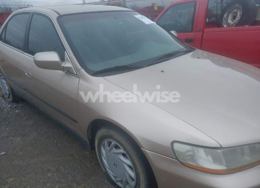 2000 Honda Accord 2.3 LX (VIN 1HGCG5644YA117216) main photo