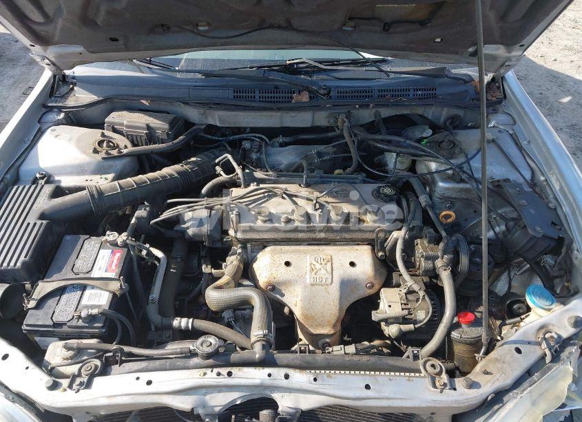 Photo 10 of 2001 Honda Accord 2.3 LX (VIN 1HGCG56451A068730)
