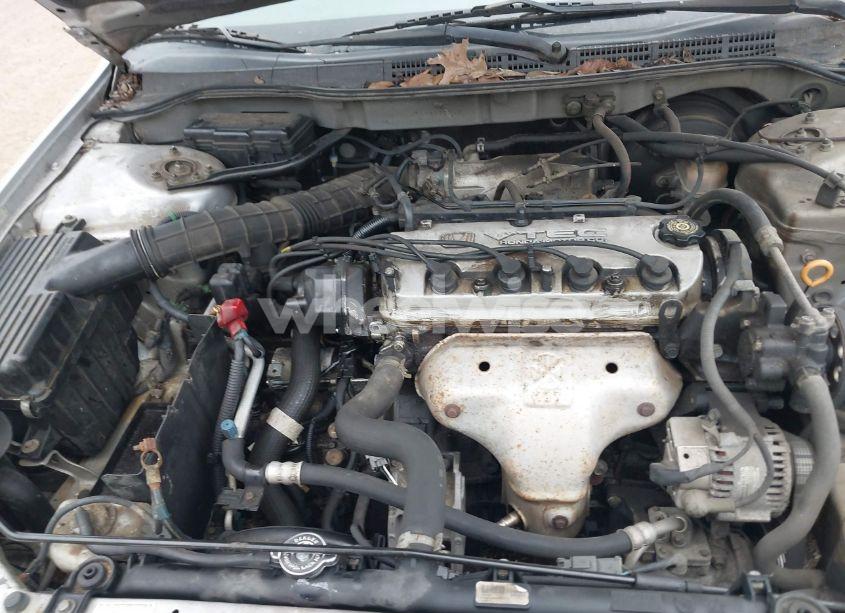 Photo 10 of 2002 Honda Accord 2.3 LX (VIN 1HGCG56452A136252)