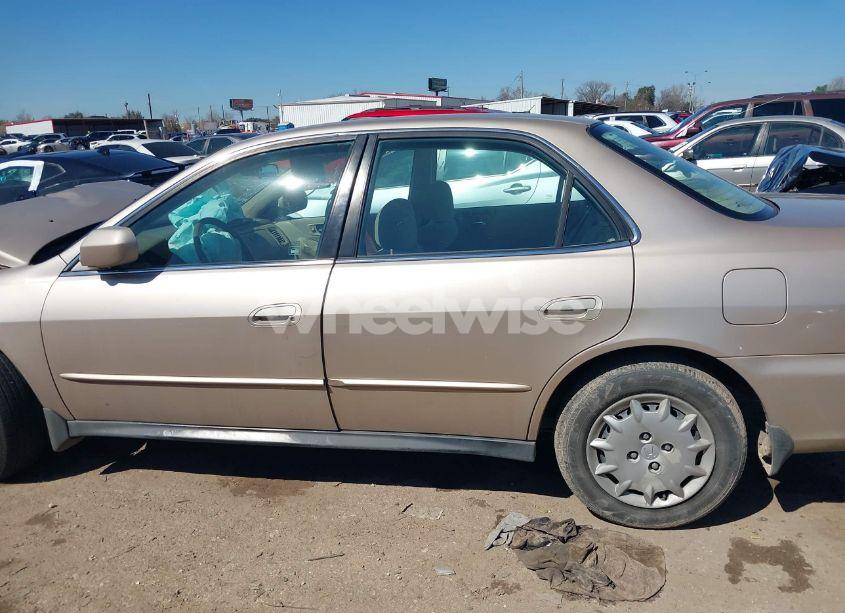 Photo 14 of 2002 Honda Accord 2.3 LX (VIN 1HGCG56452A810397)