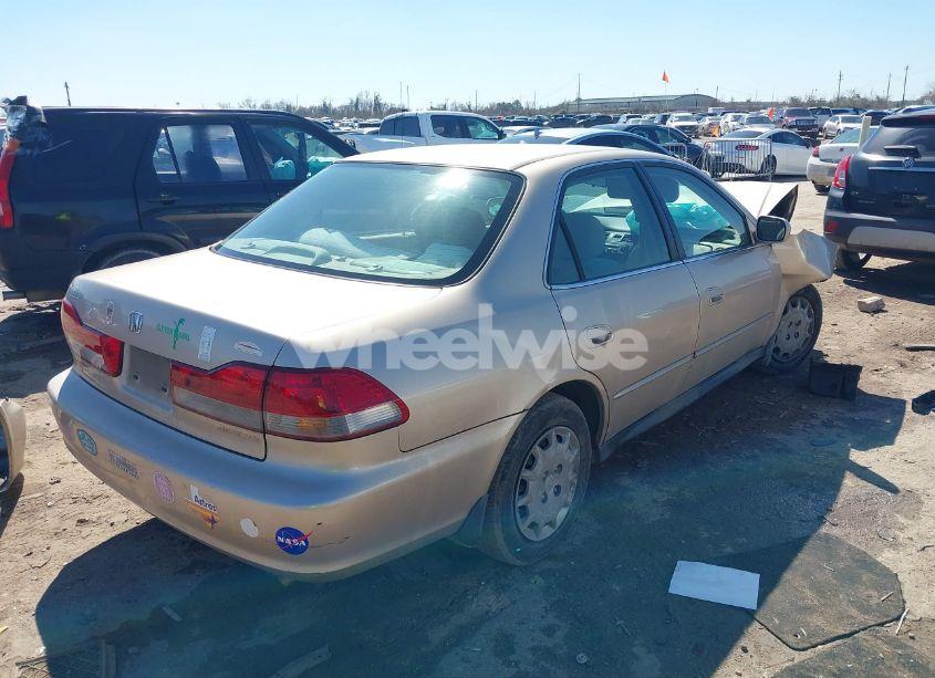 Photo 4 of 2002 Honda Accord 2.3 LX (VIN 1HGCG56452A810397)
