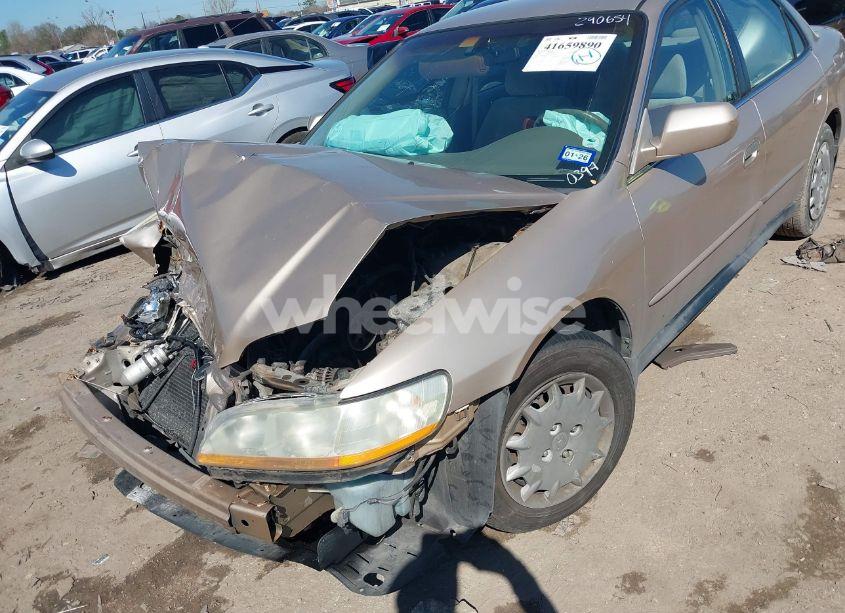 Photo 6 of 2002 Honda Accord 2.3 LX (VIN 1HGCG56452A810397)