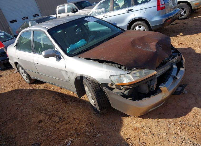 1998 Honda Accord LX (VIN 1HGCG5645WA170973) main photo