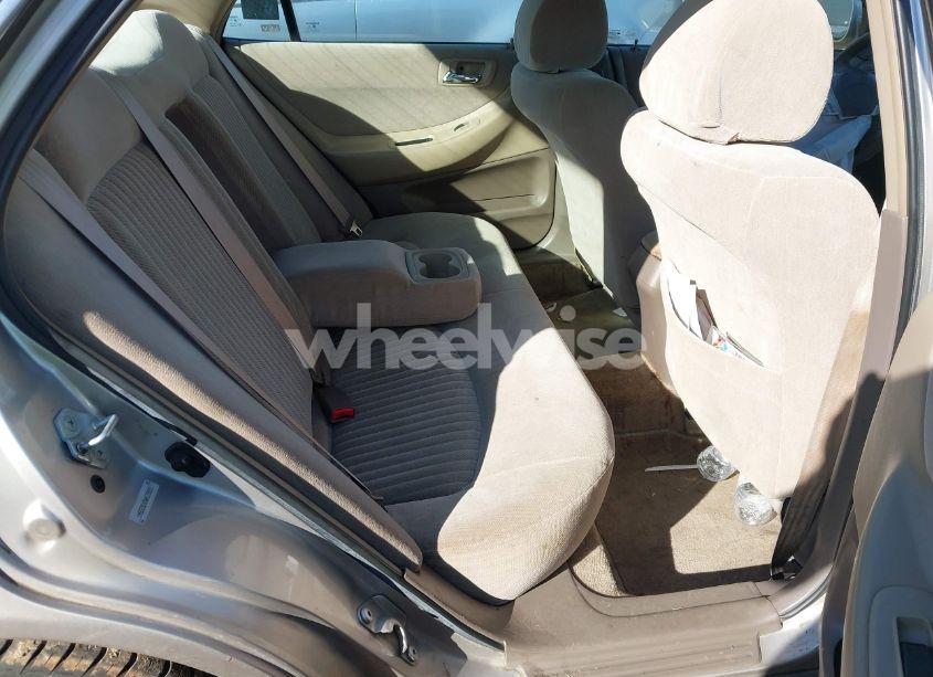 Photo 8 of 1998 Honda Accord LX (VIN 1HGCG5645WA170973)