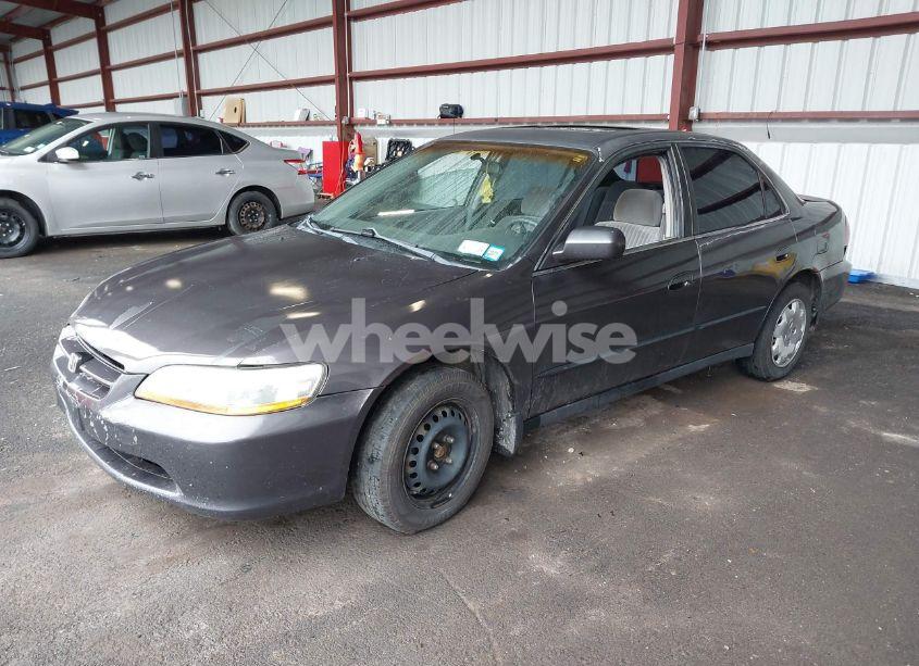 Photo 2 of 1998 Honda Accord LX (VIN 1HGCG5645WA244697)