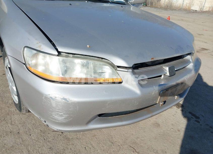 Photo 15 of 1999 Honda Accord LX (VIN 1HGCG5645XA105932)