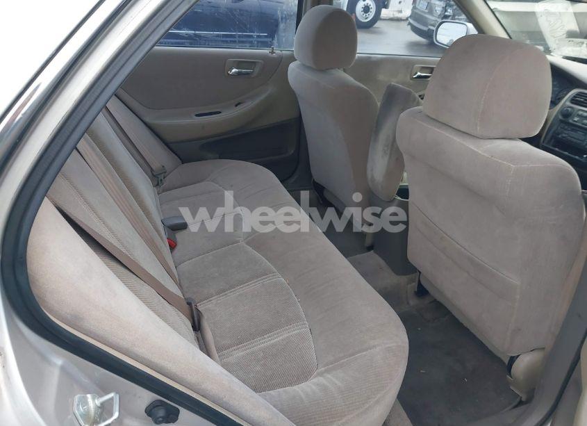 Photo 8 of 1999 Honda Accord LX (VIN 1HGCG5645XA132659)